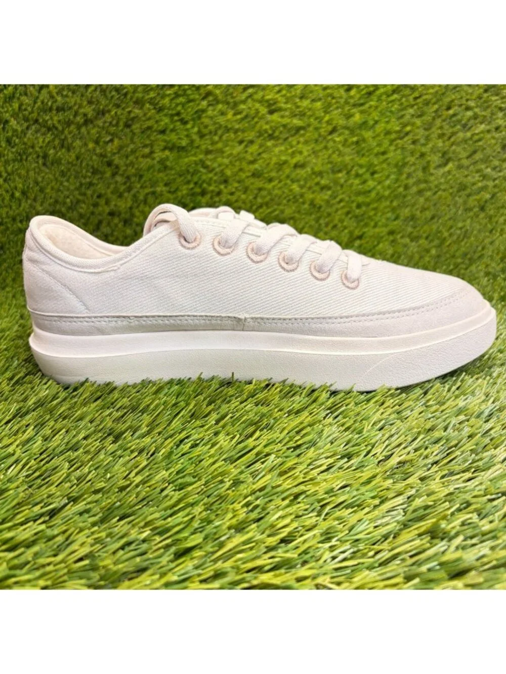 Allbirds Wool Piper 2 Womens Size 9 White Athletic Running Shoes Sneakers